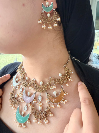 Paachi kundan boho style set