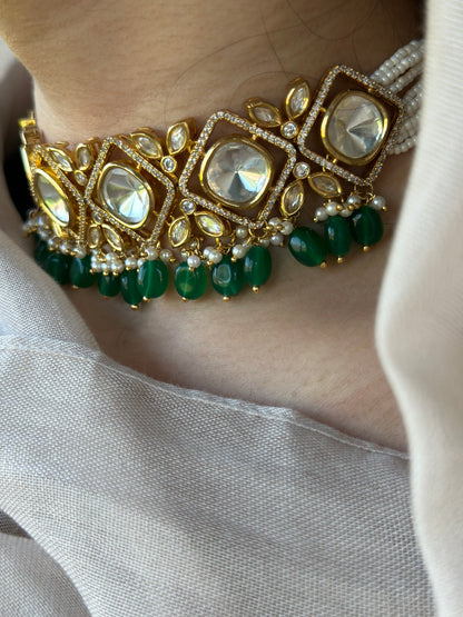 Emerald green Uncut kundan set